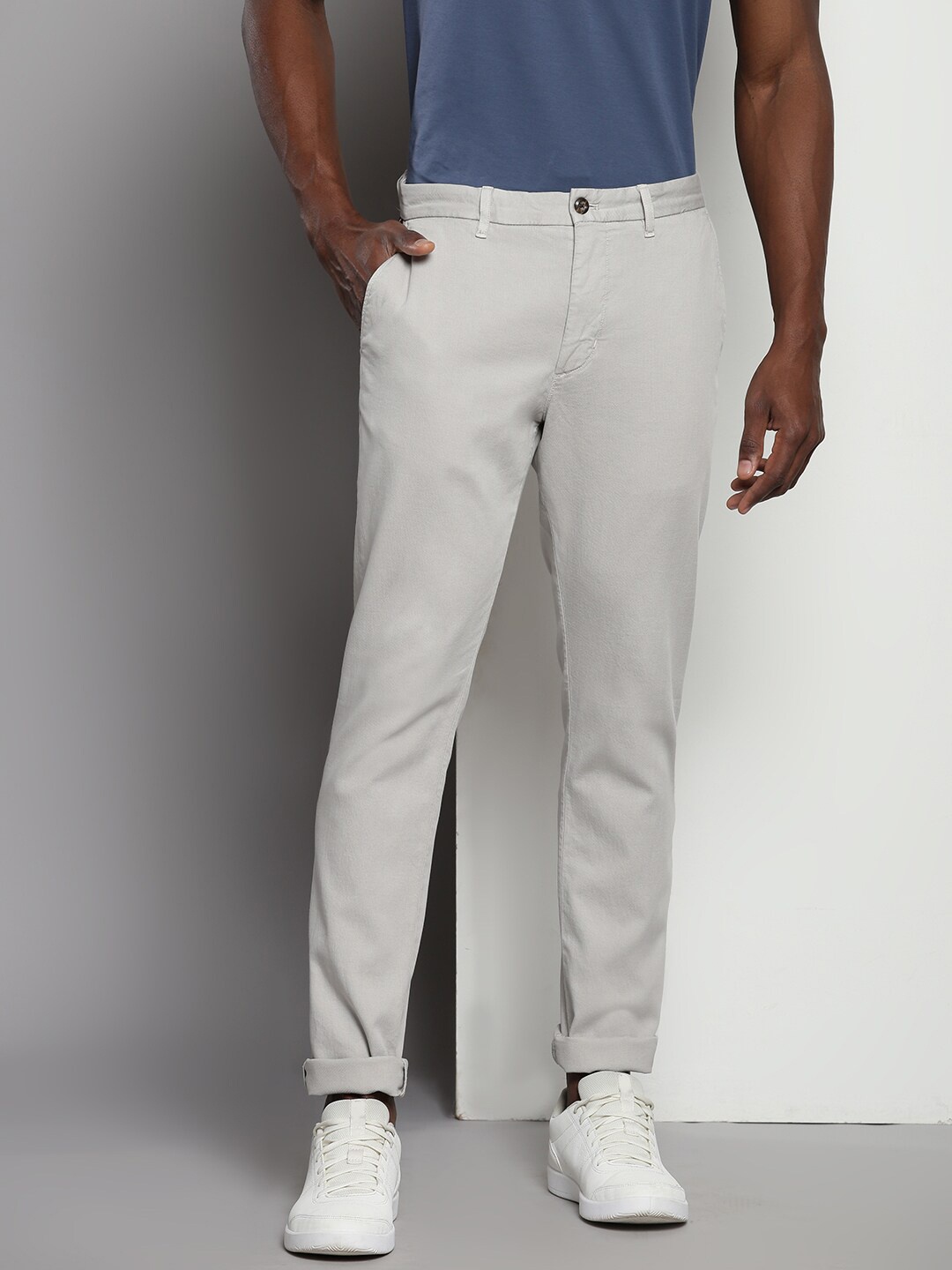 

Tommy Hilfiger Men Slim Fit Mid Rise Trousers, Grey