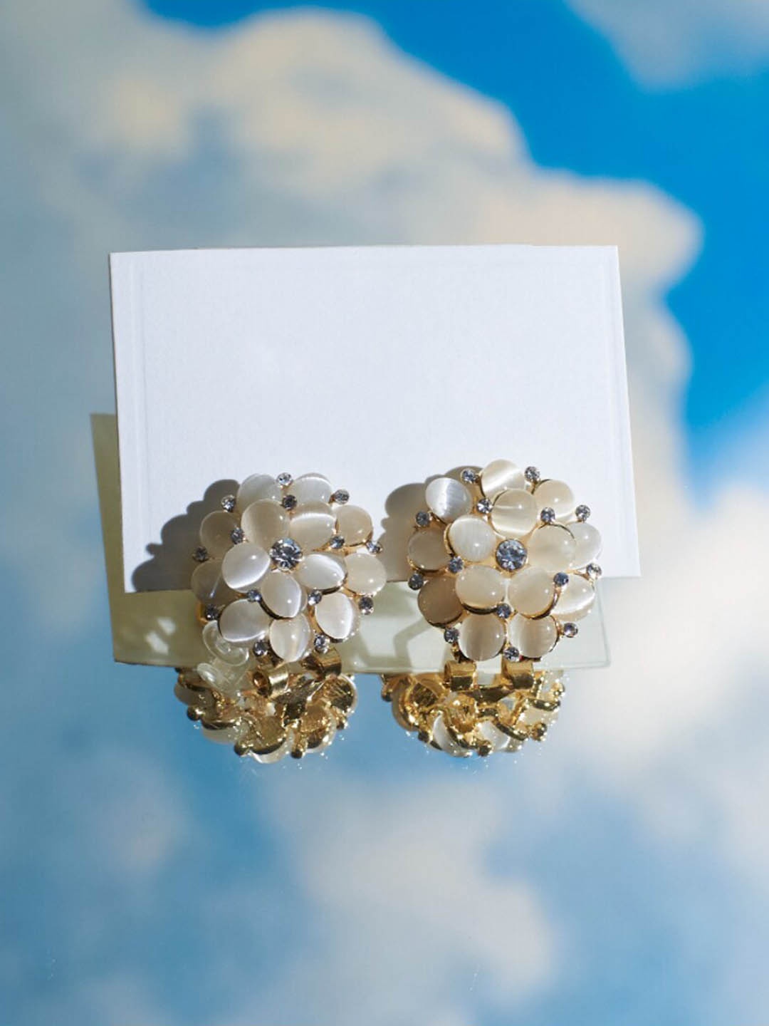 

SALTY Gold-Toned Contemporary Studs Earrings