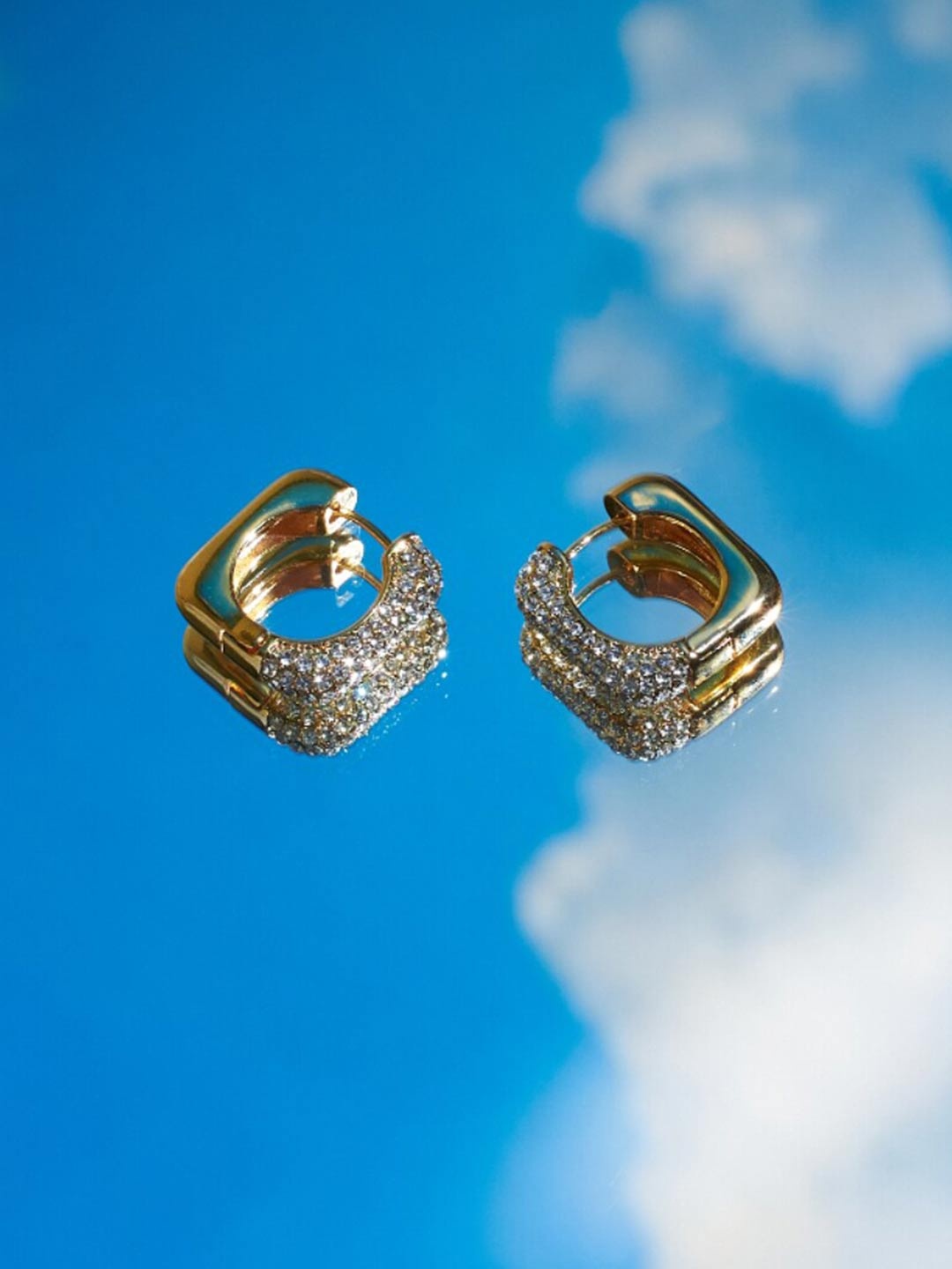 

SALTY Gold-Plated Contemporary Hoop Earrings