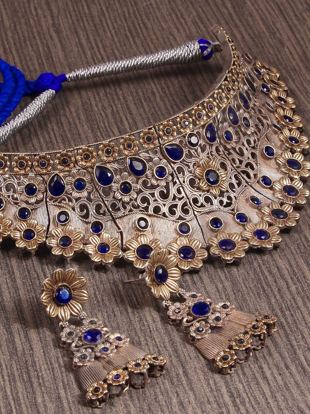 

VIRAASI Stone-Studded Jewellery Set, Silver
