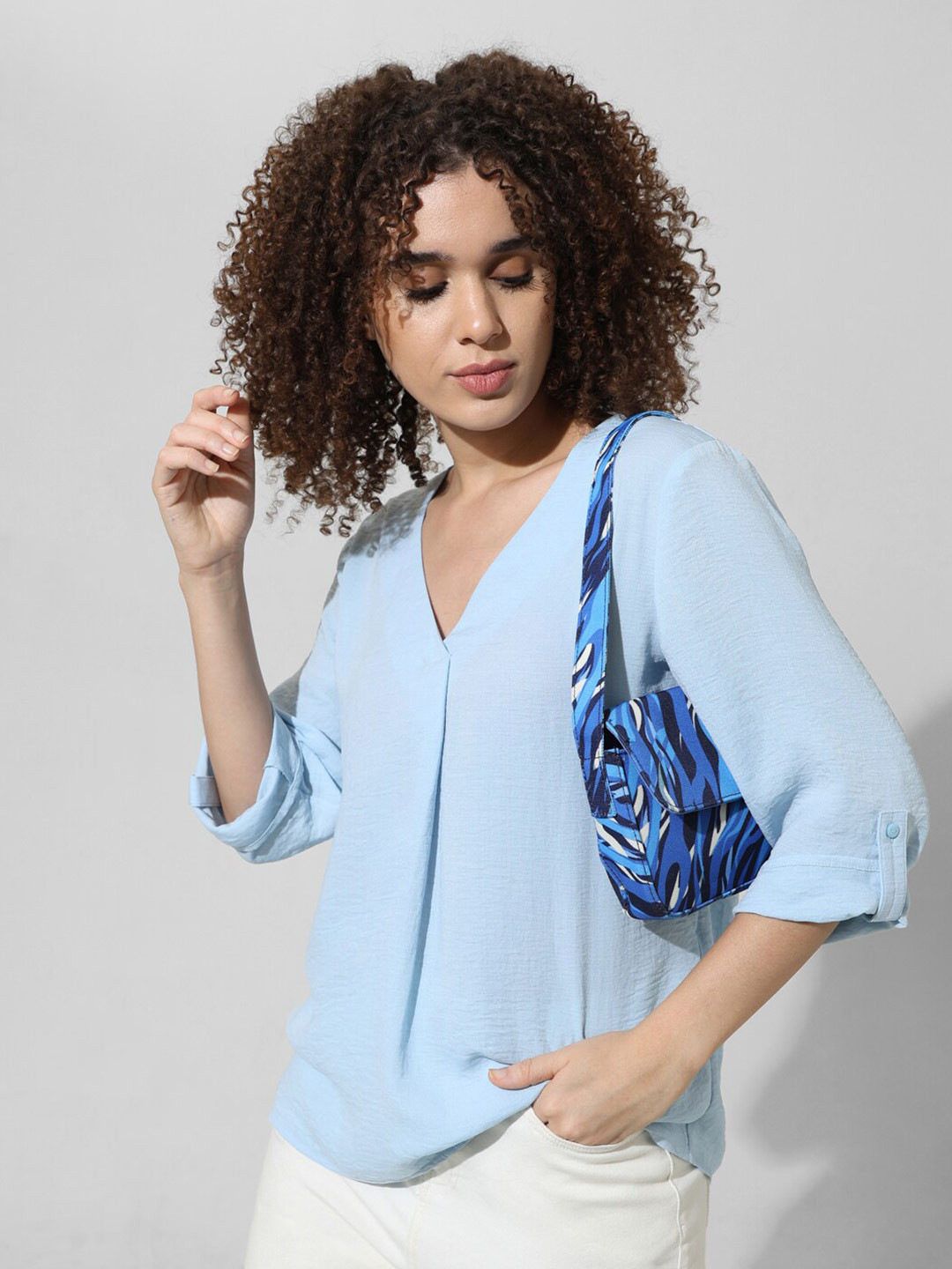 

ONLY V-Neck Opaque Top, Blue