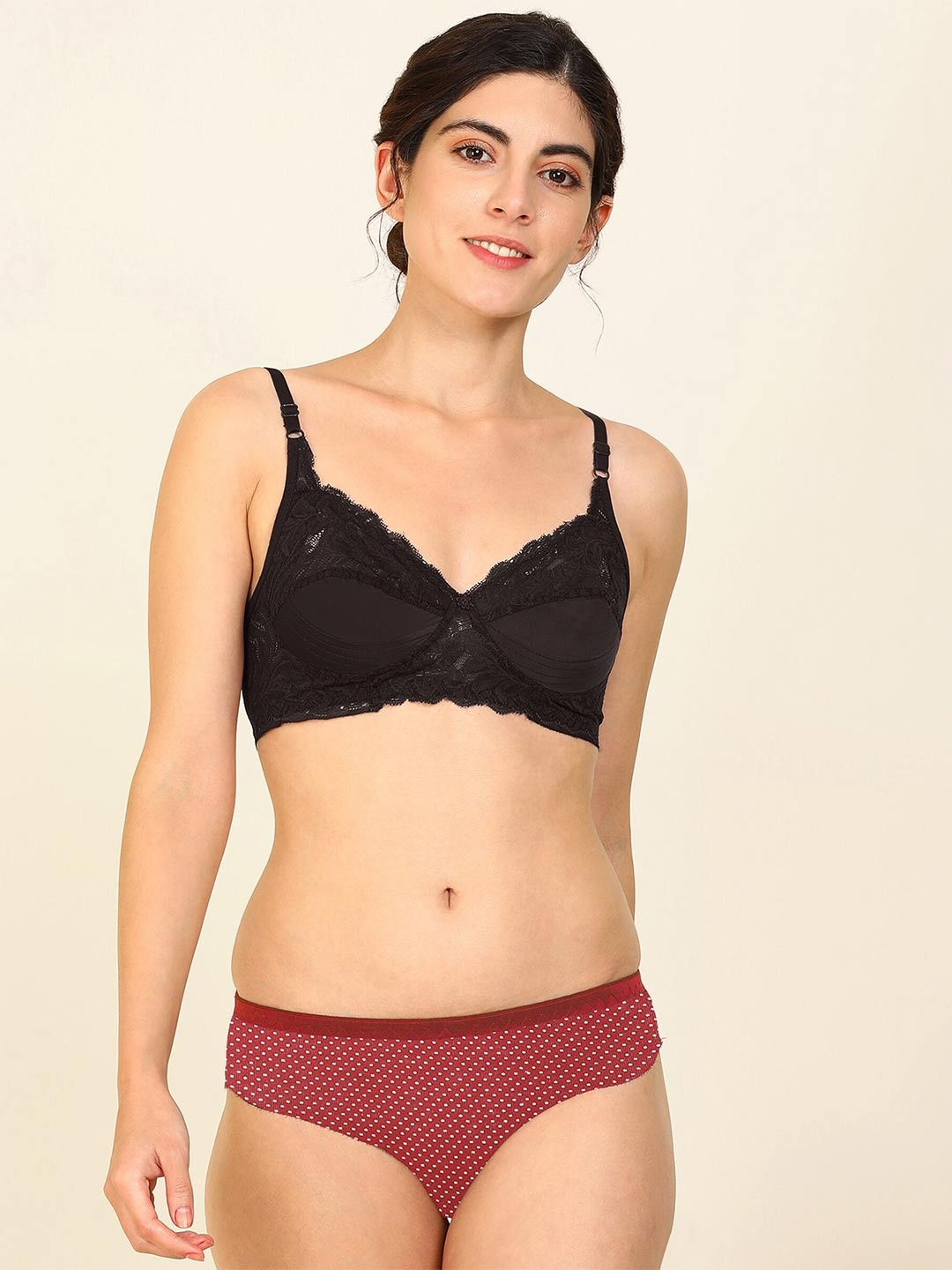 

Aamarsh Self-Design Cotton Bra With Briefs, Red