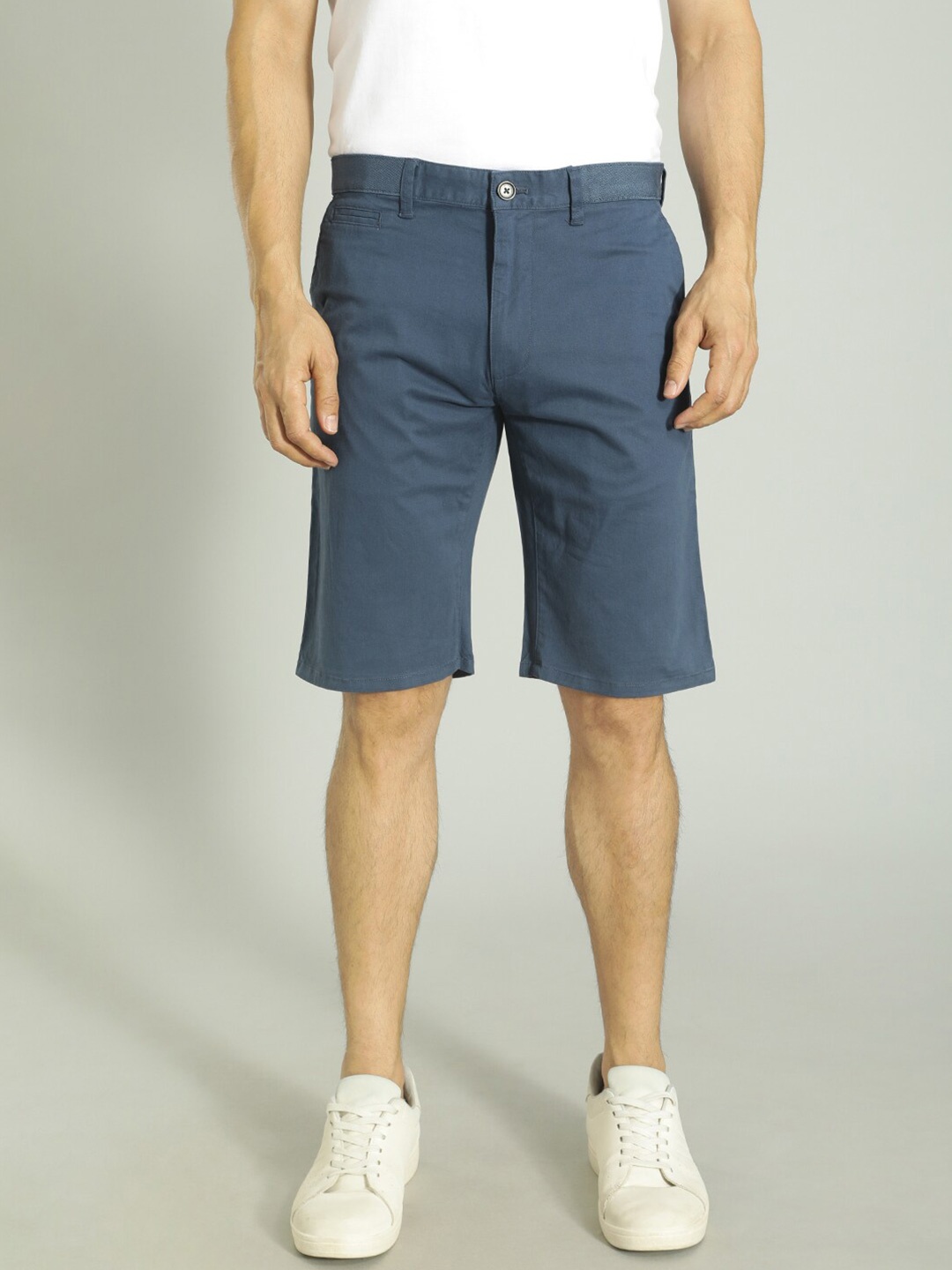 

Indian Terrain Men Mid-Rise Cotton Regular Shorts, Blue