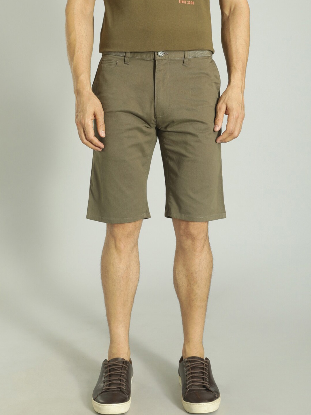 

Indian Terrain Men Mid-Rise Pure Cotton Chino Shorts, Green