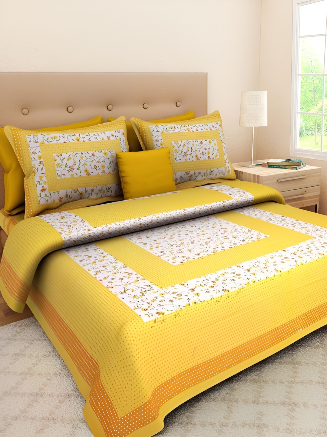 

UBANIA COLLECTION Yellow Floral Cotton 144 TC Queen Bedsheet with 2 Pillow Covers