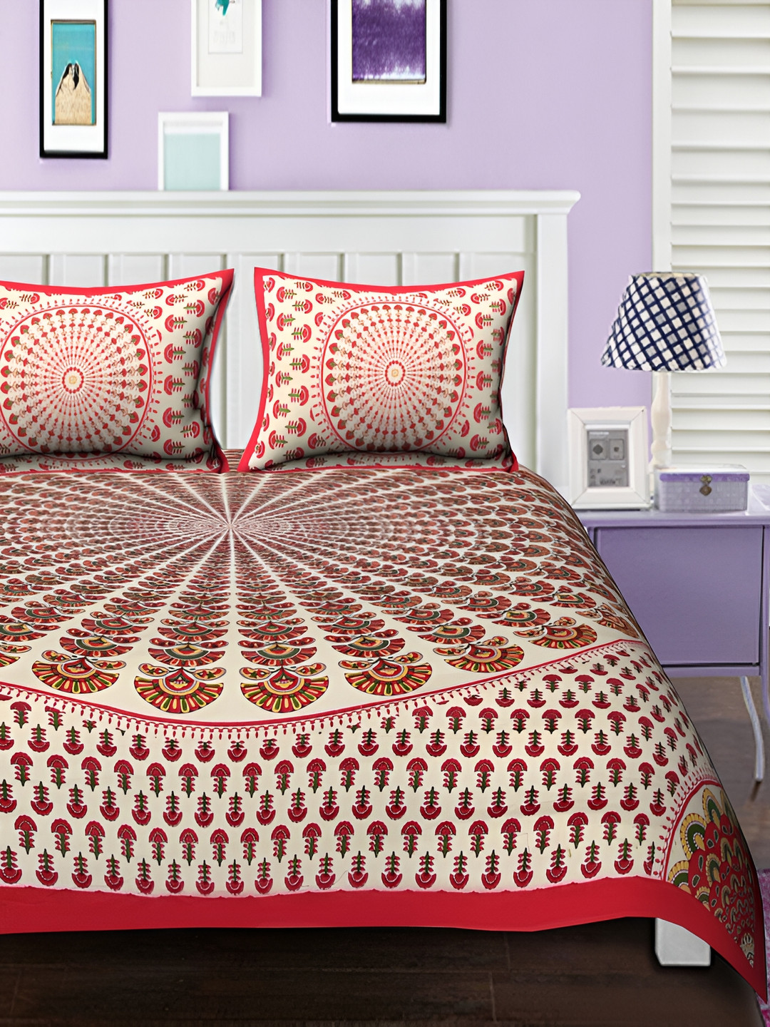 

UBANIA COLLECTION Red Printed Cotton 144 TC Double Queen Bedsheet With 2 Pillow Covers