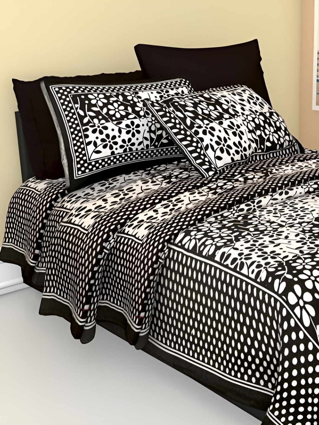 

UBANIA COLLECTION Black Floral Printed 144 TC Single Bedsheet Set