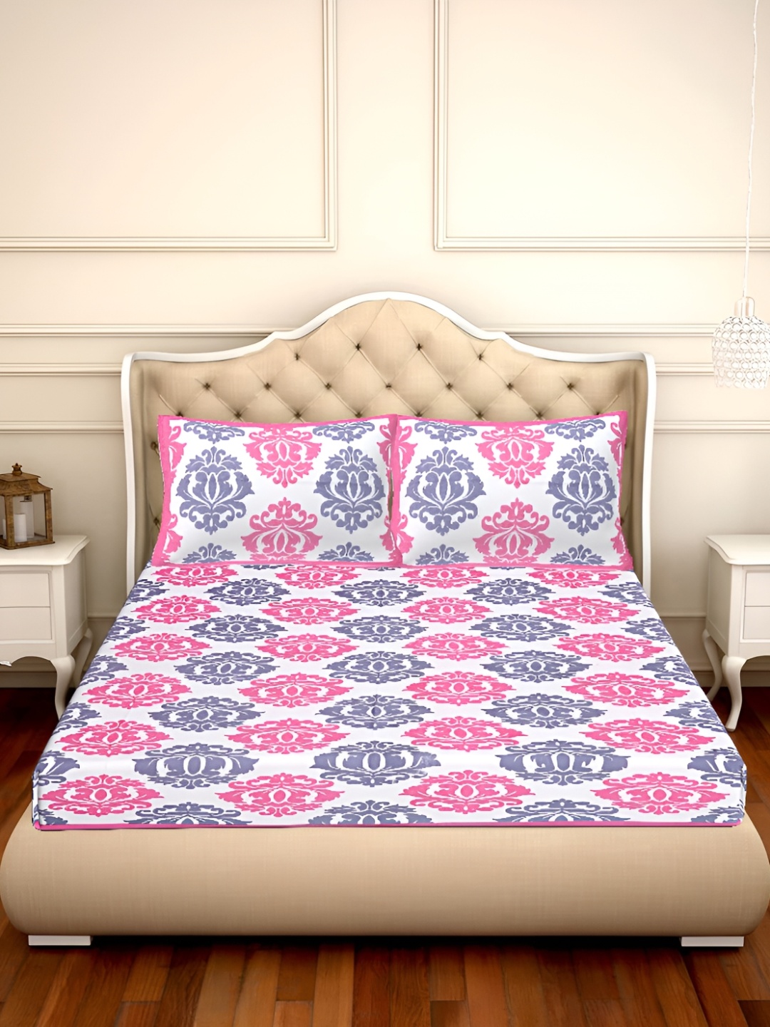 

UBANIA COLLECTION Pink Printed 144 TC Queen Bedsheet with 2 Pillow Covers