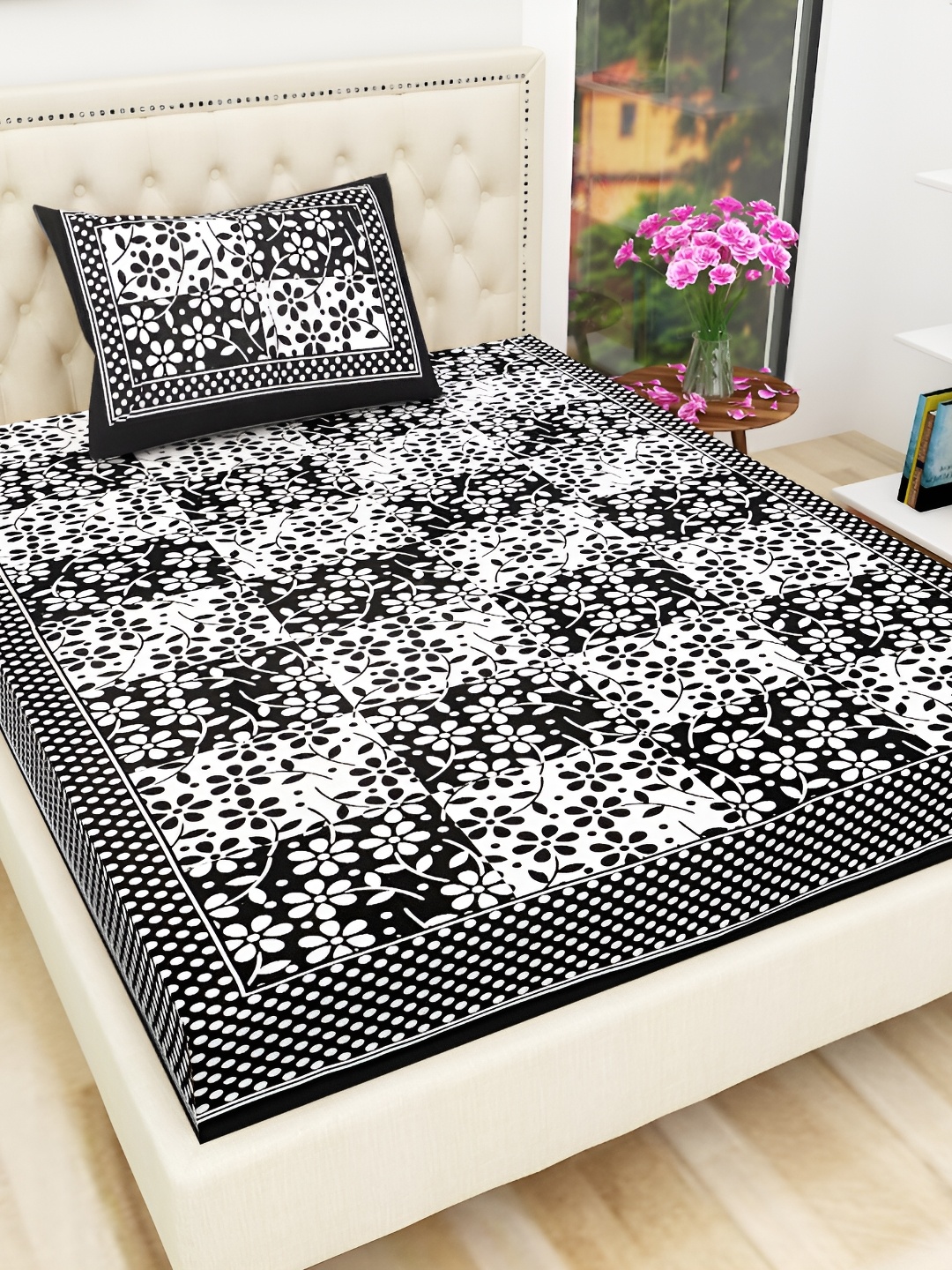 

UBANIA COLLECTION Black & White Printed Cotton 144 TC Single Bedsheet 1 Pillow Cover