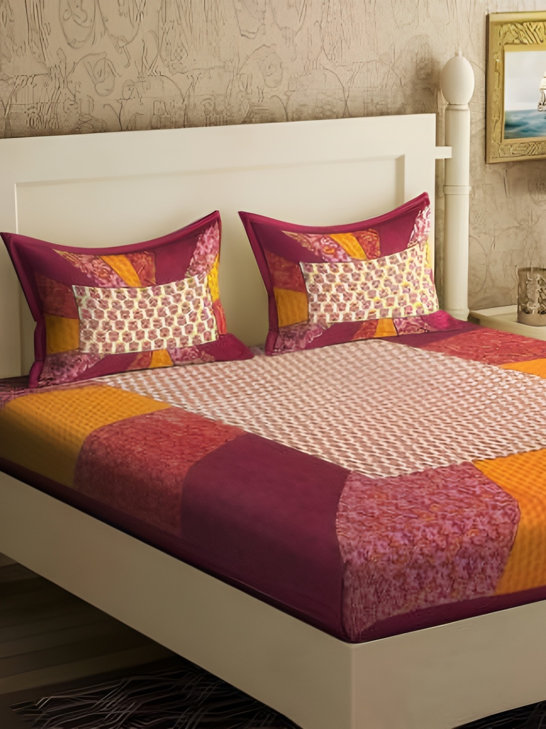 

UBANIA COLLECTION Pink Geometric Cotton 144 TC Queen Bedsheet with 2 Pillow Covers