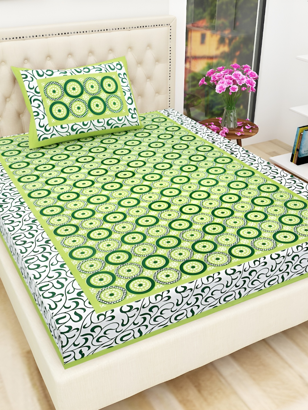 

UBANIA COLLECTION Green & White Geometric Cotton 144 TC Single Bedsheet with Pillow Cover