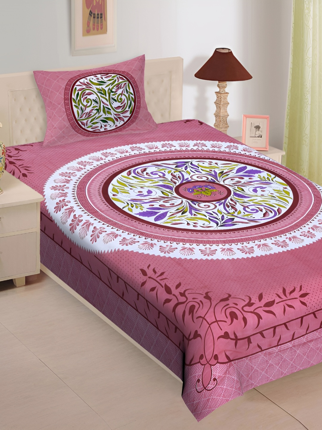 

UBANIA COLLECTION Peach-Coloured Floral Cotton 144 TC Single Bedsheet with Pillow Cover