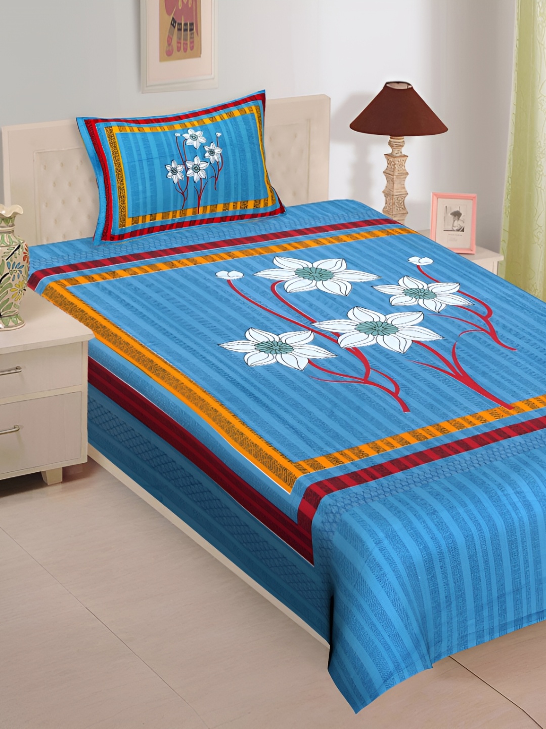 

UBANIA COLLECTION Blue & White Printed Cotton 144 TC Single Bedsheet With 1 Pillow Cover