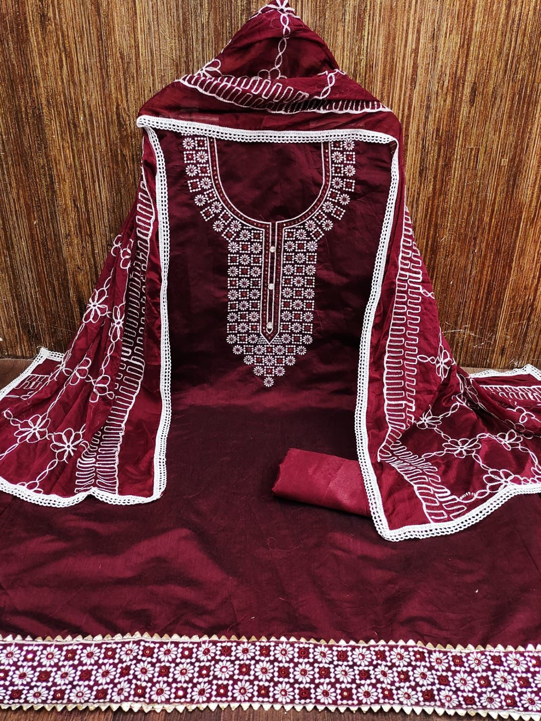 

ZEEPKART Floral Embroidered Unstitched Dress Material, Maroon