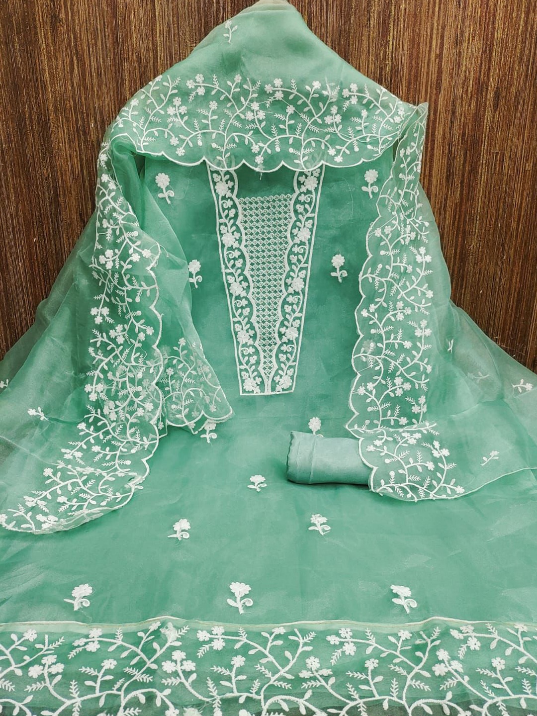 

ZEEPKART Ethnic Motifs Embroidered Unstitched Dress Material, Green
