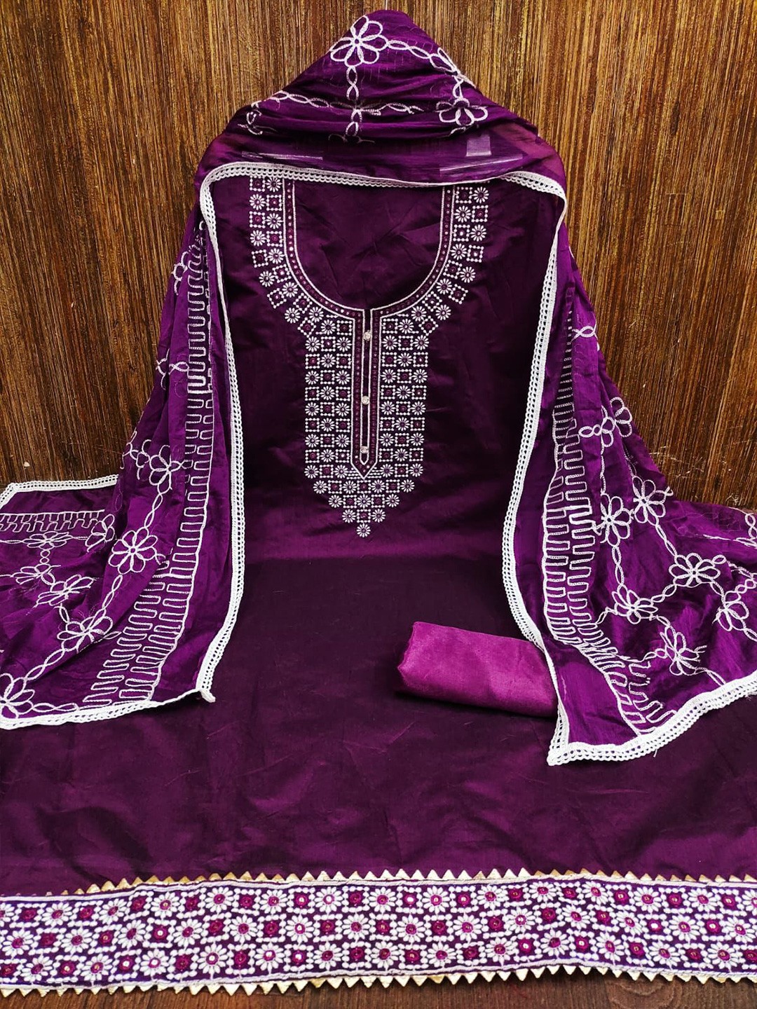 

ZEEPKART Embroidered Unstitched Dress Material, Purple