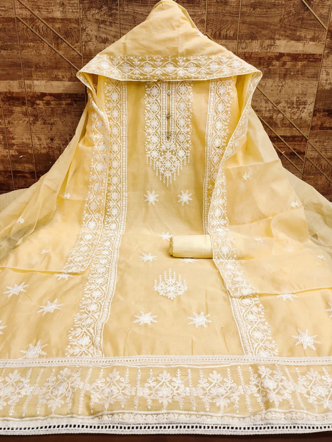 

ZEEPKART Floral Embroidered Unstitched Dress Material, Yellow