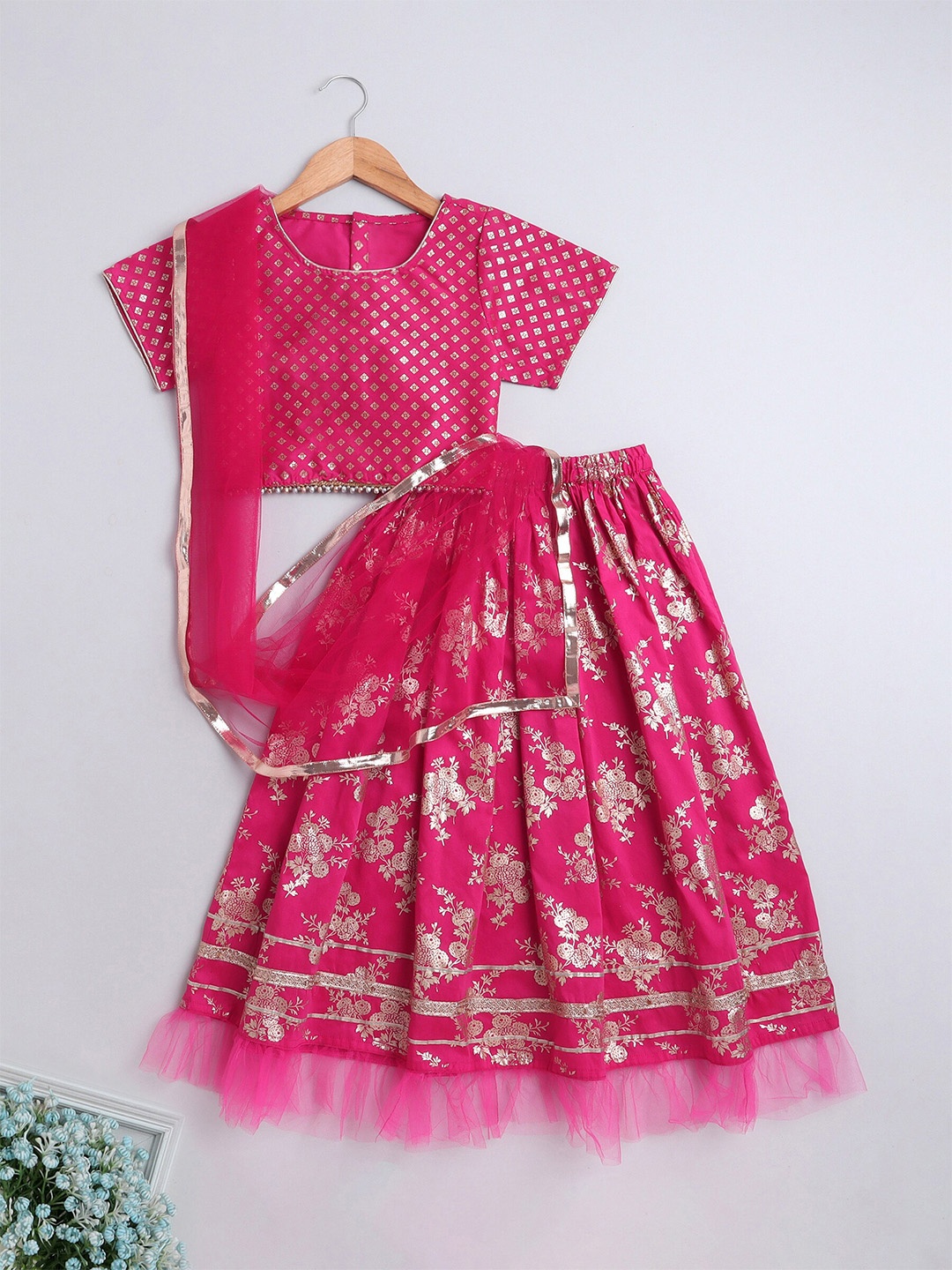 

The Magic Wand Girls Floral Printed Ready to Wear Lehenga & Blouse With Dupatta, Pink