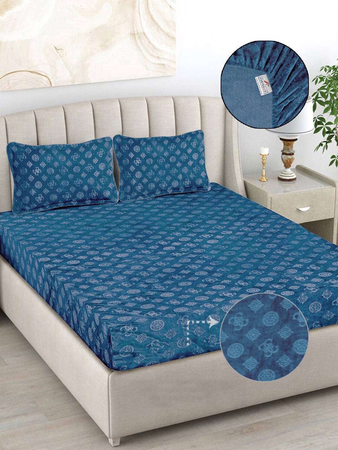 

FABINALIV Blue Geometric 300 TC Woollen King Size Fitted Bedsheet & 2 Pillow Covers