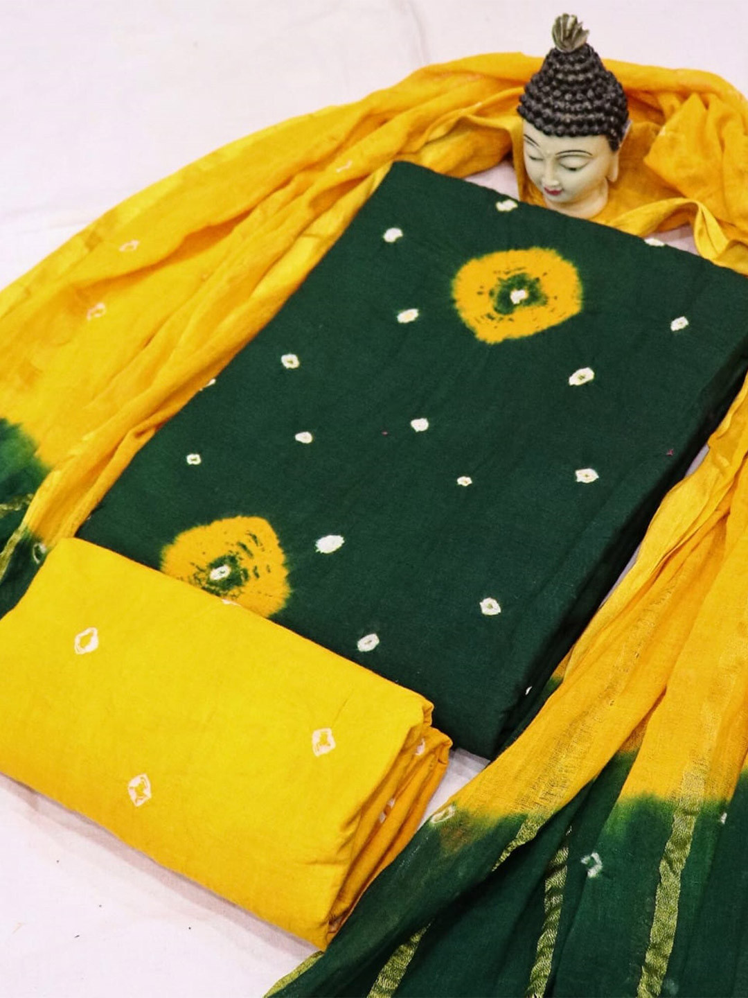 

ZEEPKART Bandhani Printed Zari Unstitched Dress Material, Green