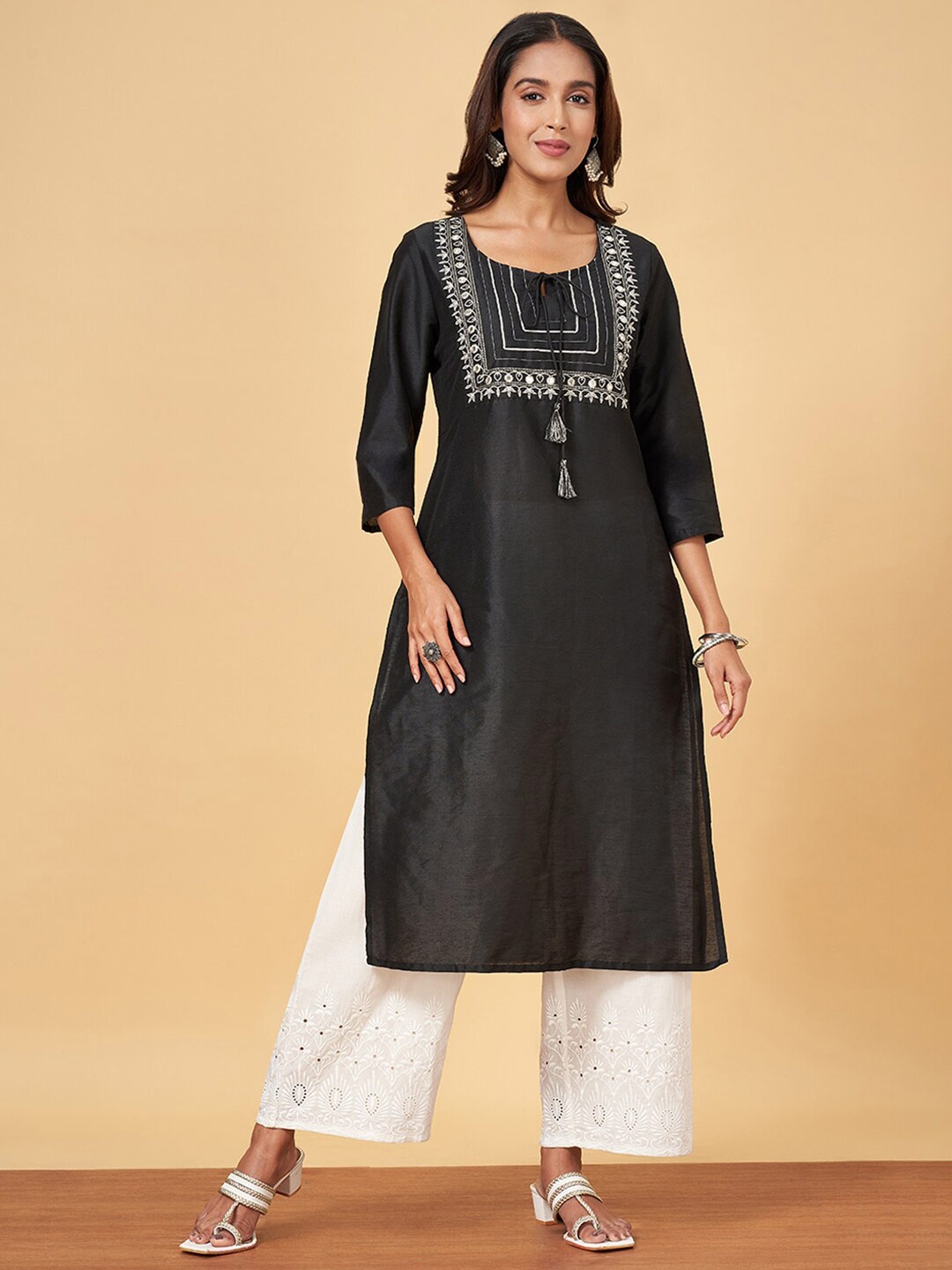 

YU by Pantaloons Embellished Yoke Design Mirror Work Kurta, Black