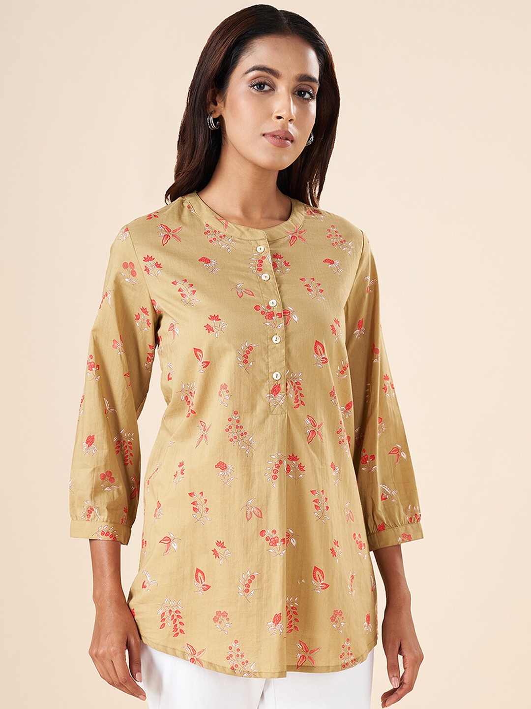 

AKKRITI BY PANTALOONS Floral Printed Mandarin Collar Cotton Tunic, Green