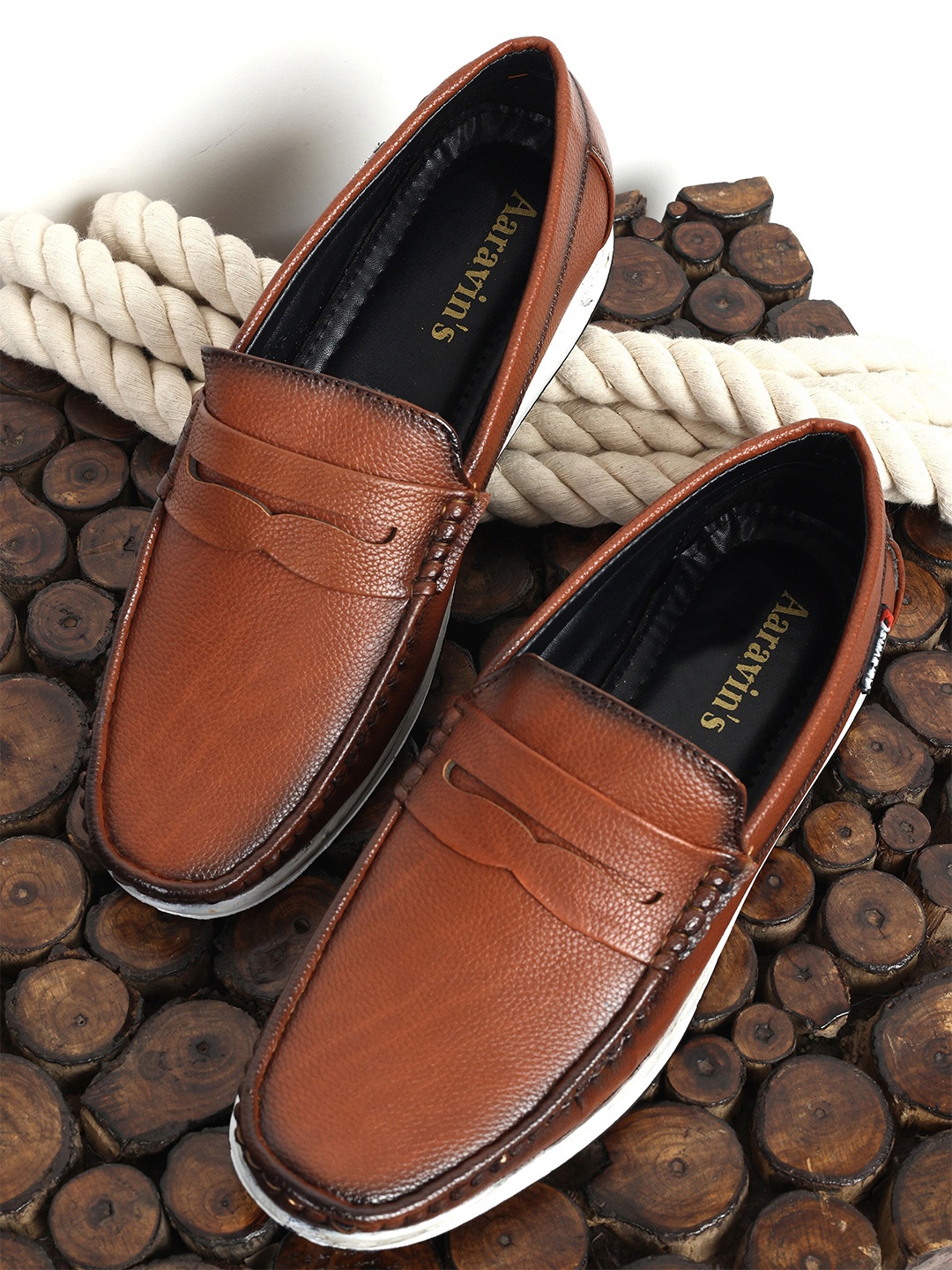 

AARAVIN'S Men Textured Lightweight Penny Loafers, Tan