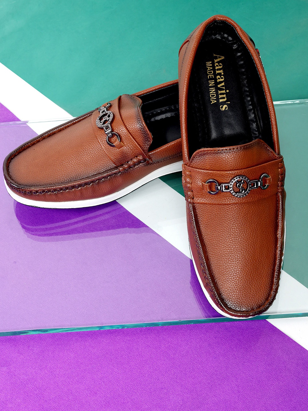 

AARAVIN'S Men Textured Lightweight Horsebit Loafers, Tan