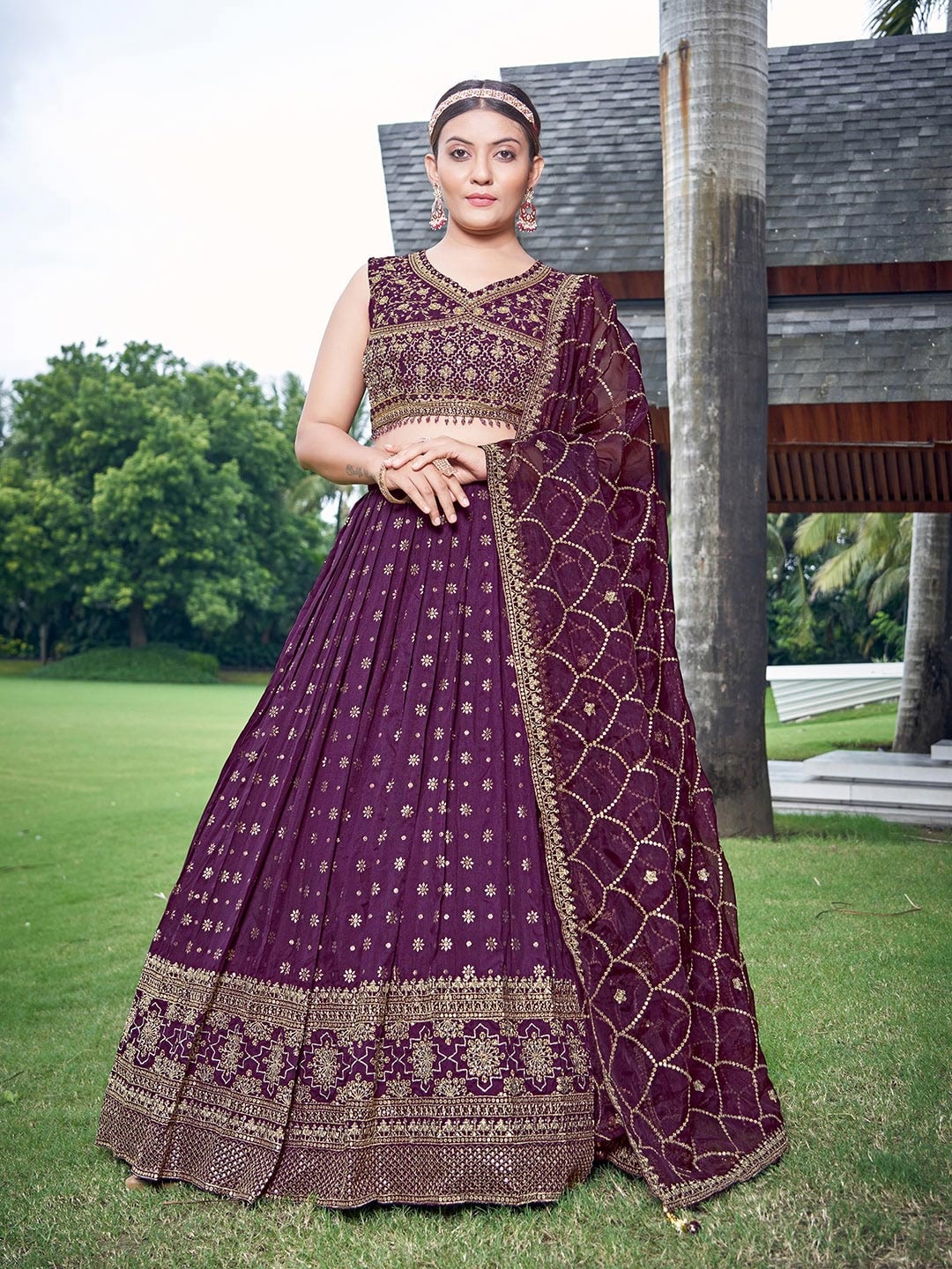 

Chandbaali Embroidered Sequinned Ready to Wear Lehenga & Blouse With Dupatta, Burgundy