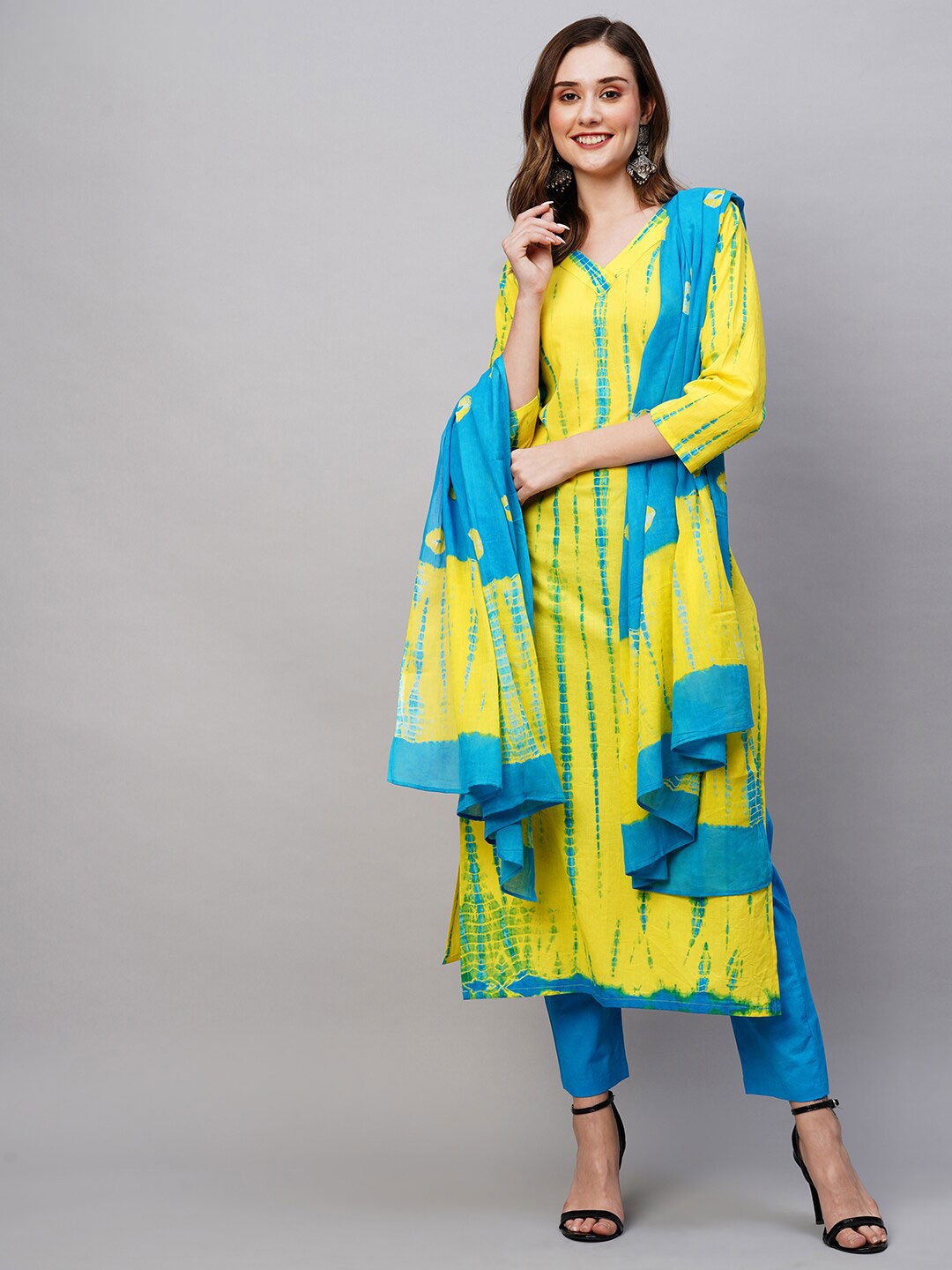 

KALINI Ombre Dyed Regular Kurta with Trousers & With Dupatta, Yellow