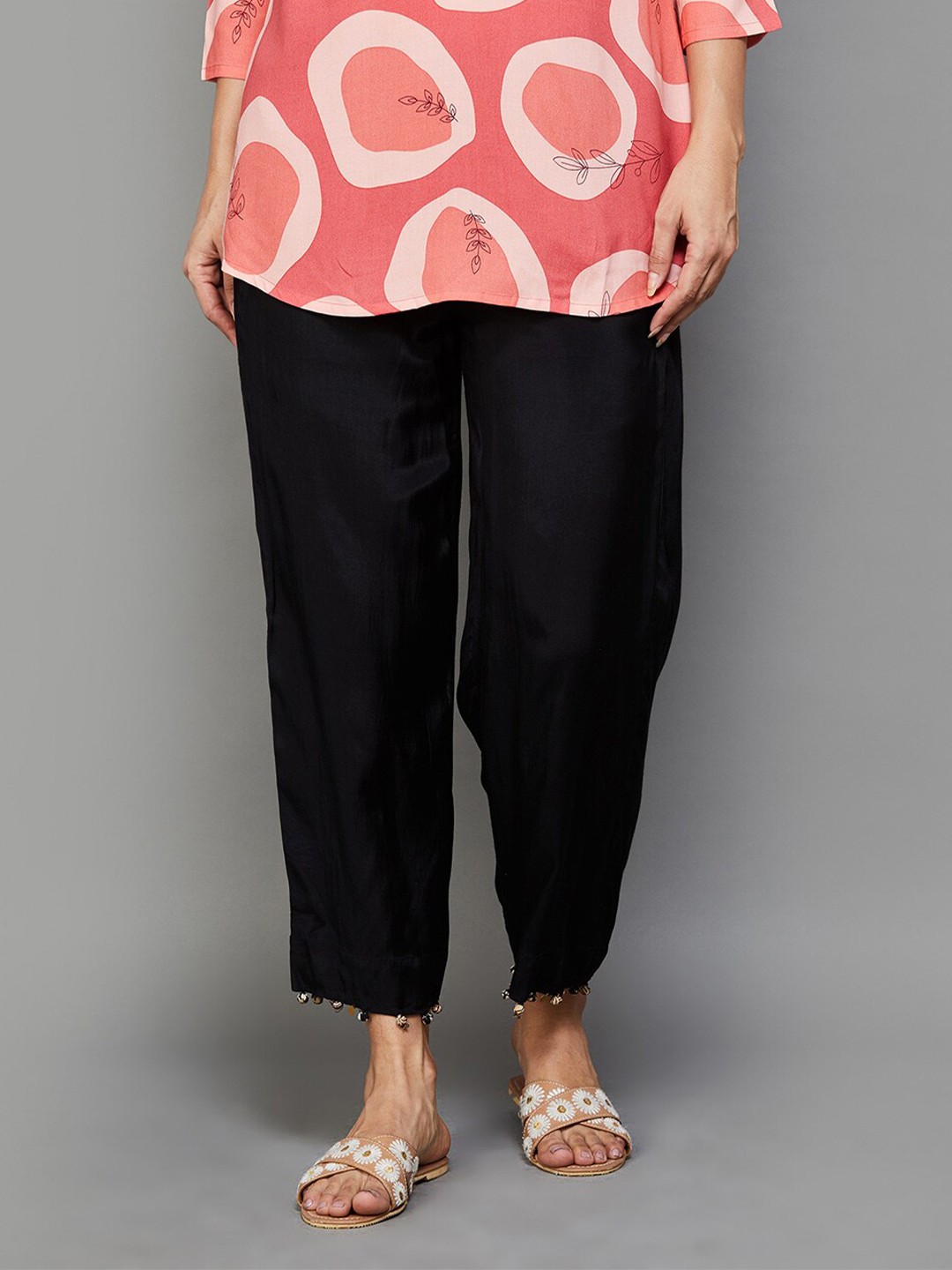 

Melange by Lifestyle Women Mid Rise Trousers, Black