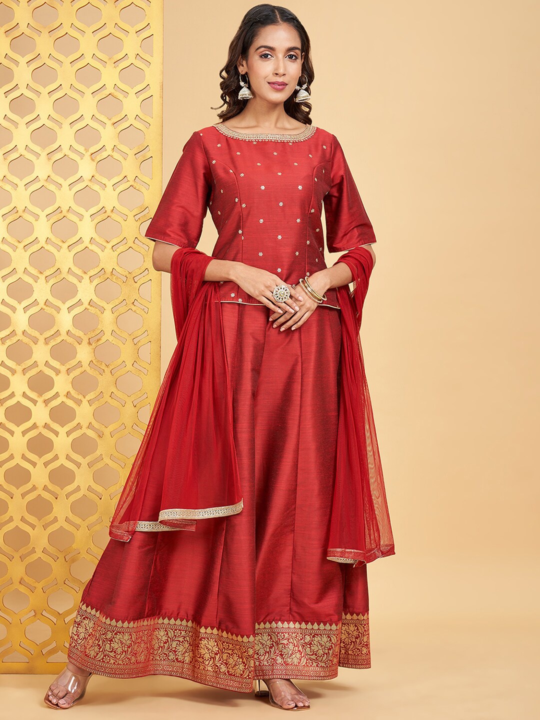 

RANGMANCH BY PANTALOONS Embroidered Ready to Wear Lehenga & Blouse With Dupatta, Red