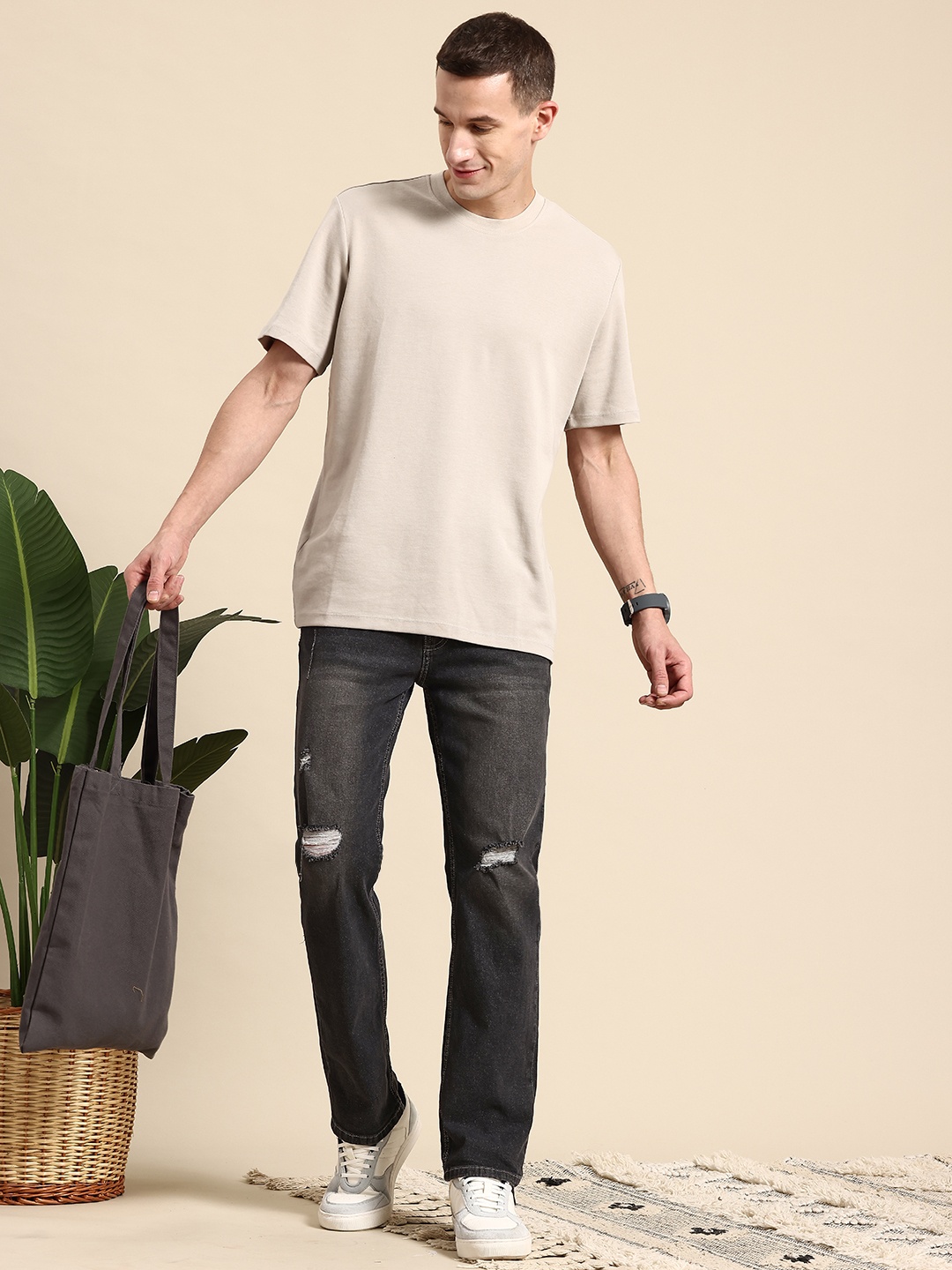 

Mast & Harbour Men Ripped Regular Fit Jeans, Black