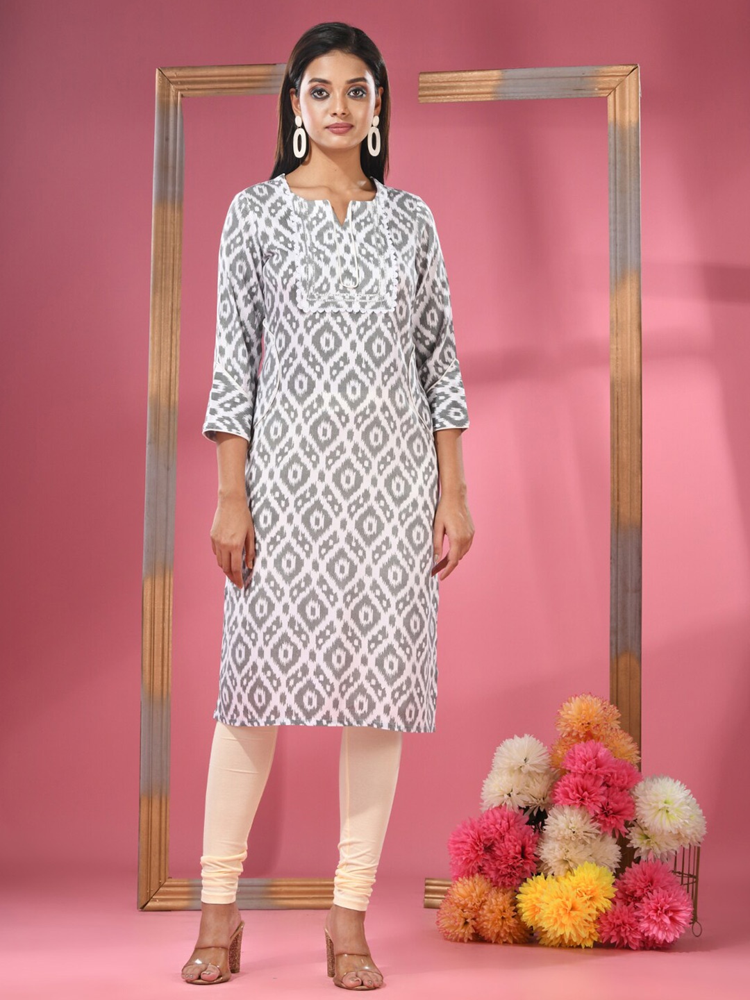 

Charukriti Ethnic Motifs Printed Gotta Patti Notch Neck Cotton Straight Kurta, Black