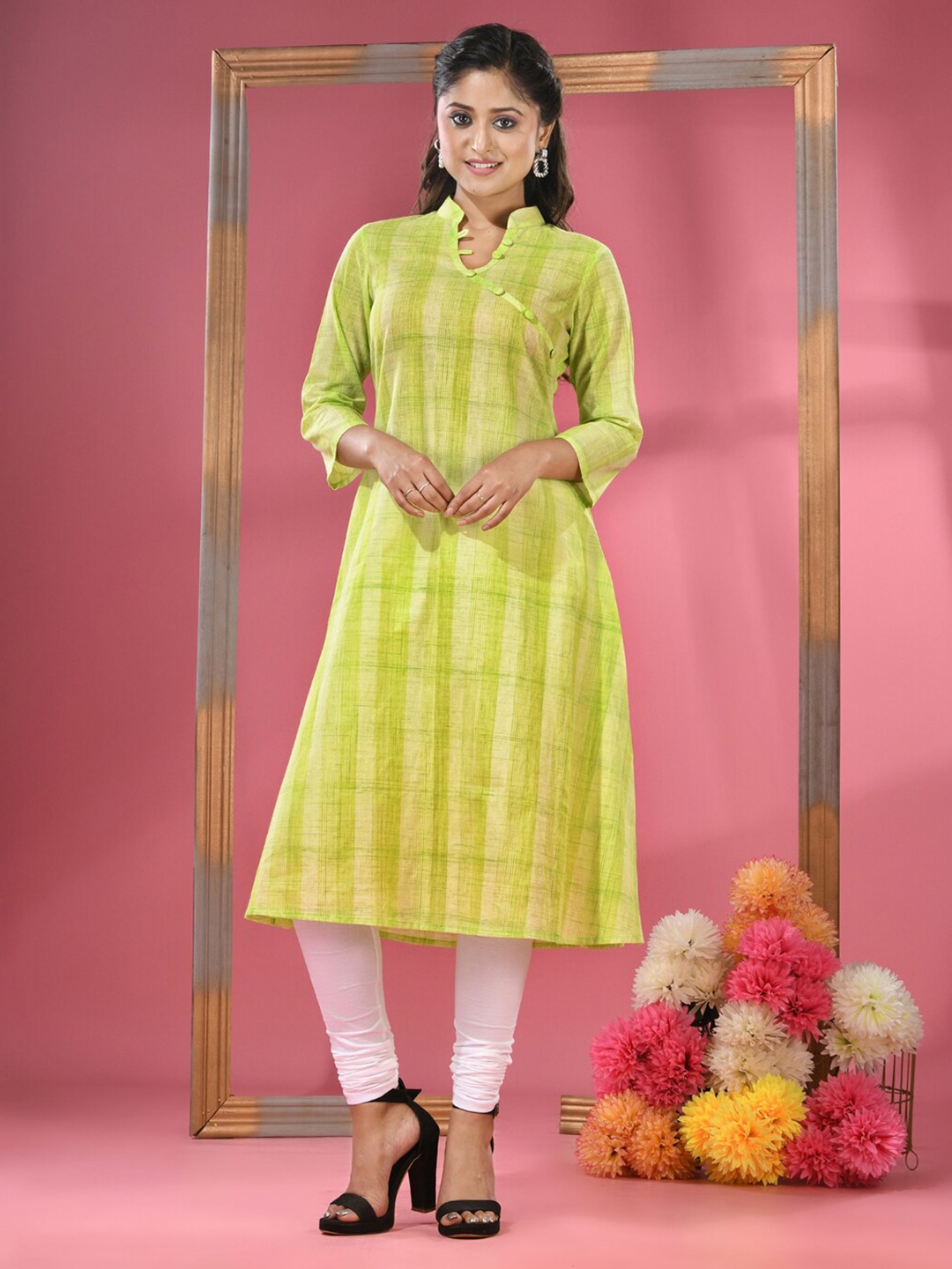 

Charukriti Geometric Printed Mandarin Collar Cotton Angrakha Kurta, Green