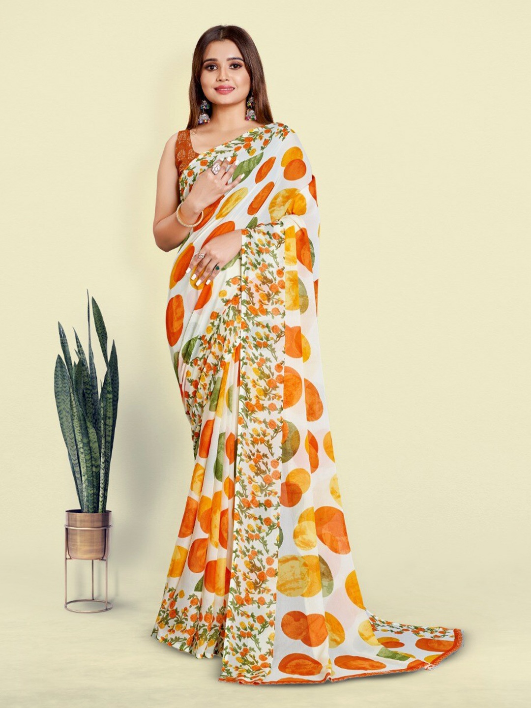 

bansari textiles Geometric Printed Pure Georgette Block Print Saree, Mustard
