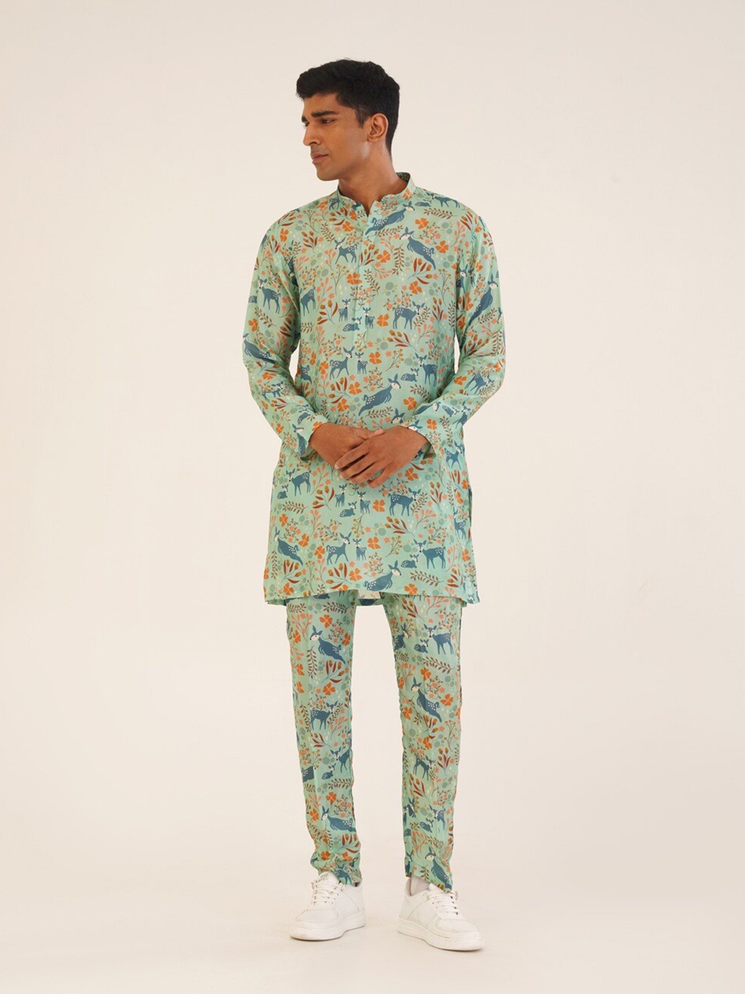 

KALPRAAG Floral Printed Pure Silk Kurta with Trousers, Blue