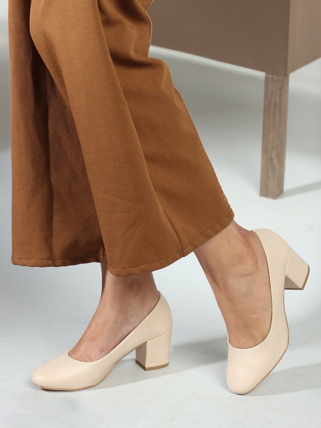

Carlton London Round Toe Block Heeled Pumps, Beige