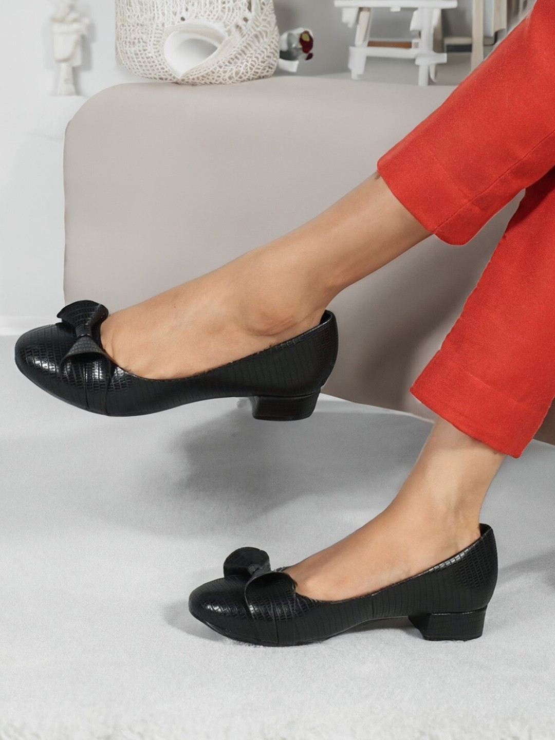 

Carlton London Textured Bow Detail Pointed Toe Block Heel Pumps, Black