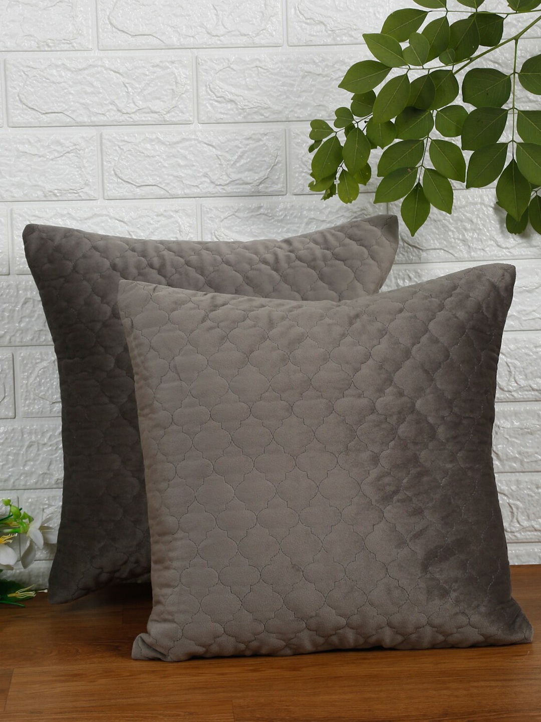 

NISRAG HOME Grey 2 Pcs Velvet Square Cushion Covers