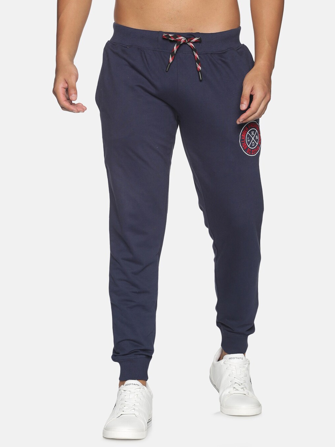 

THE HOLLANDER Men Brand Logo Printed Terry Cotton Terry Mid Rise Jogger, Navy blue