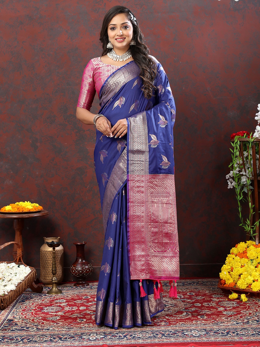 

NIWAA Ethnic Motifs Woven Design Zari Silk Blend Banarasi Saree, Navy blue