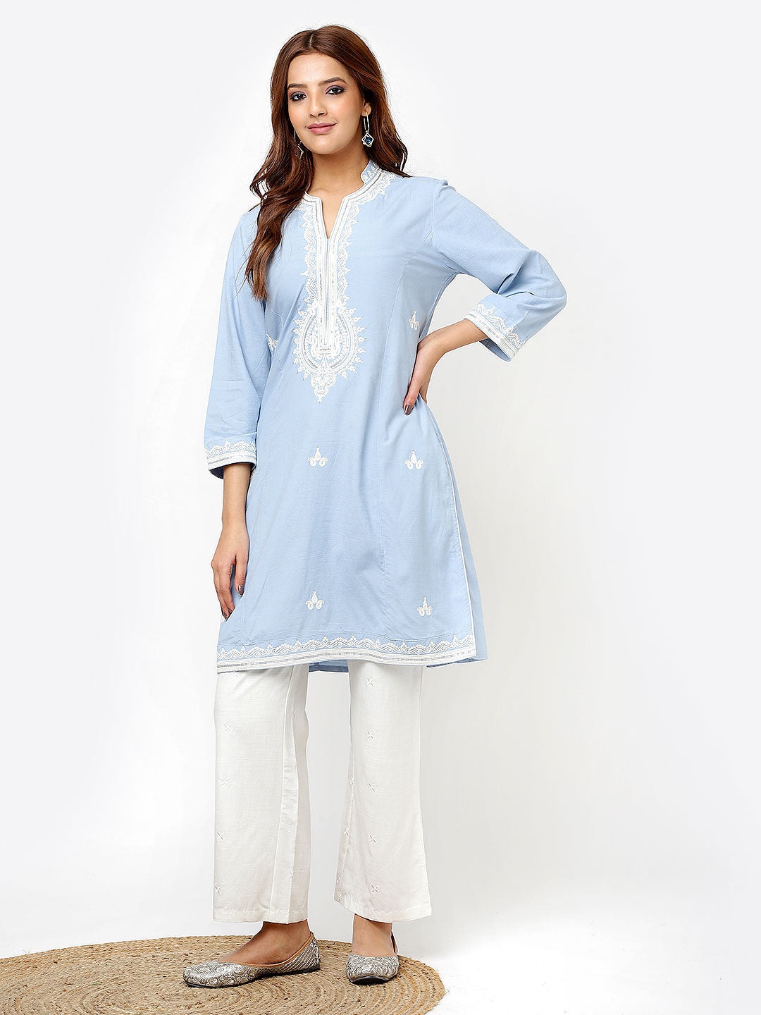 

Lakshita Paisley Embroidered Thread Work Thread Work Kurti, Blue