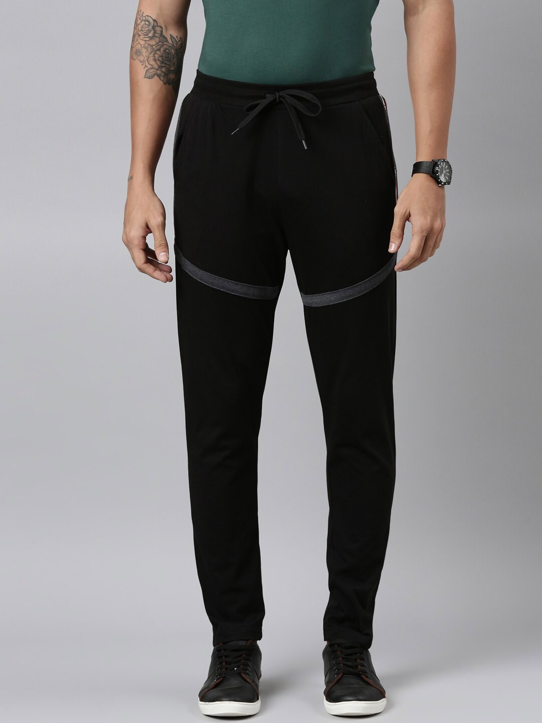 

DIXCY SCOTT Men Mid-Rise Regular Fit Track Pants, Black
