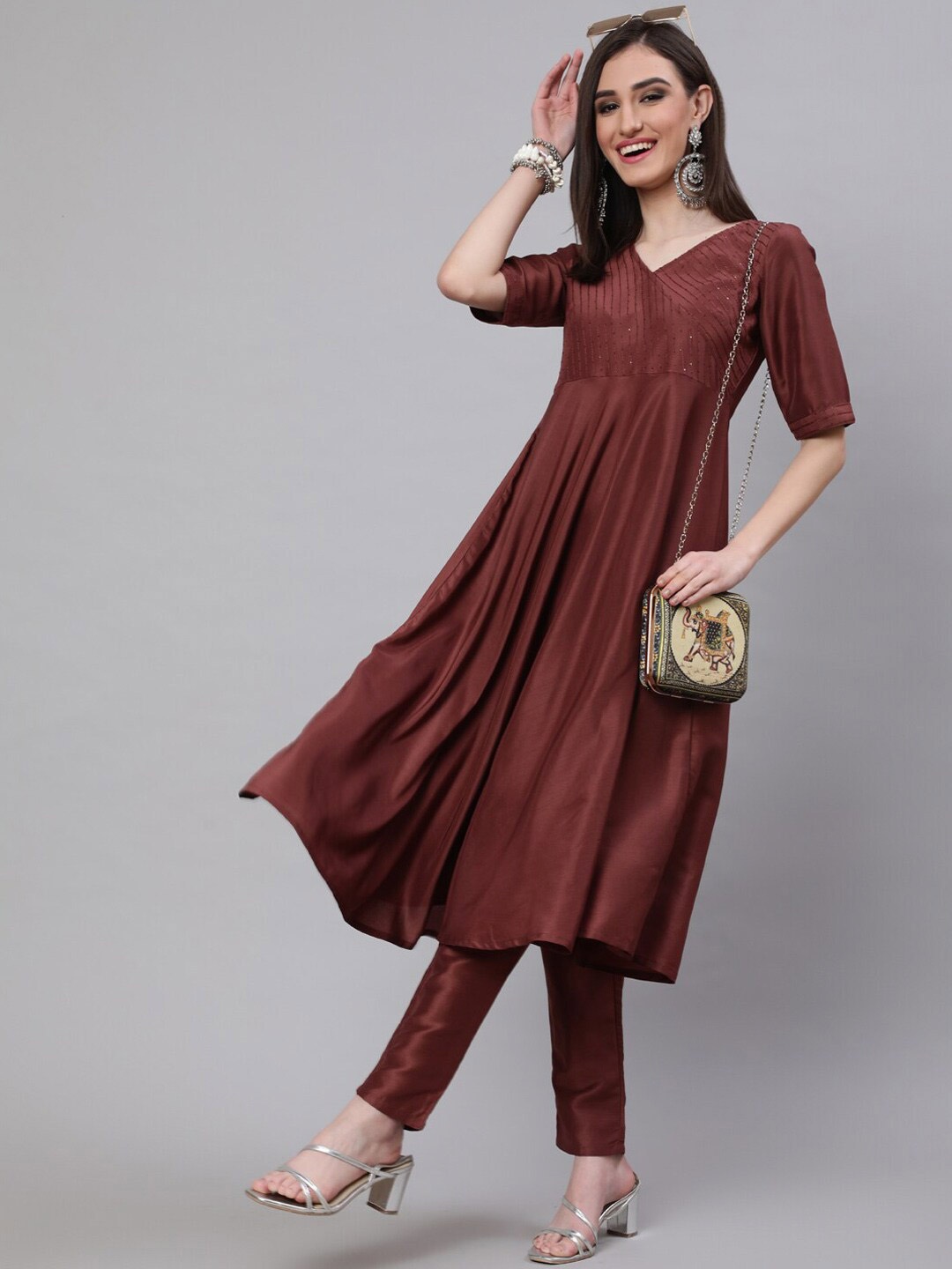 

Anouk V-Neck Sequined Yoke Design Anarkali Kurta, Na