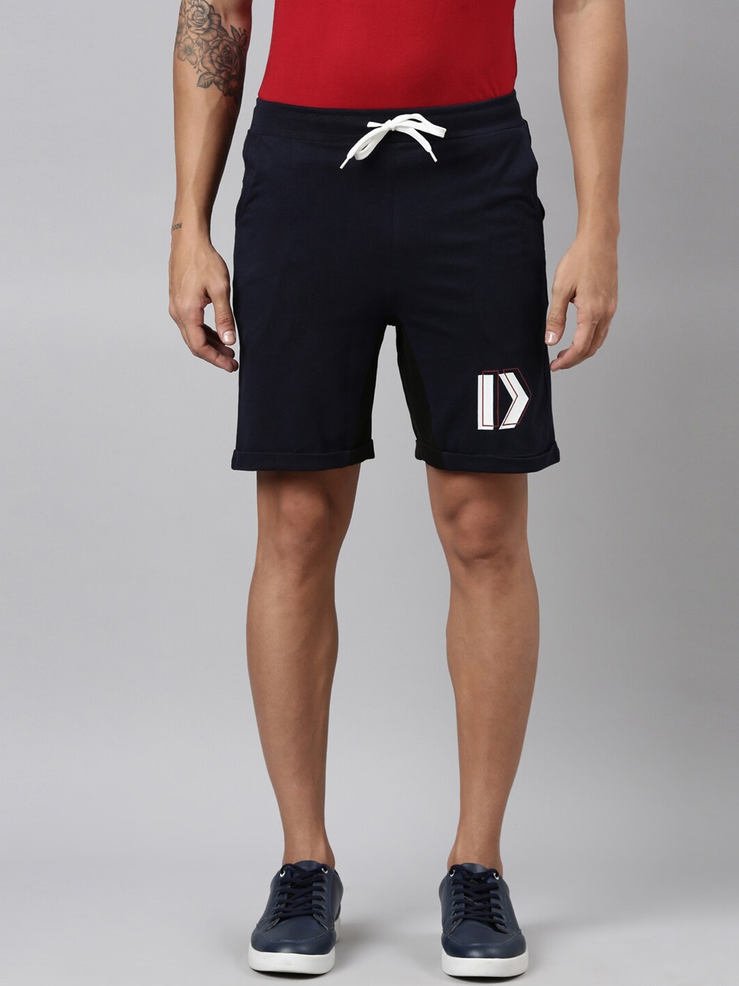 

DIXCY SCOTT Men High-Rise Shorts, Navy blue