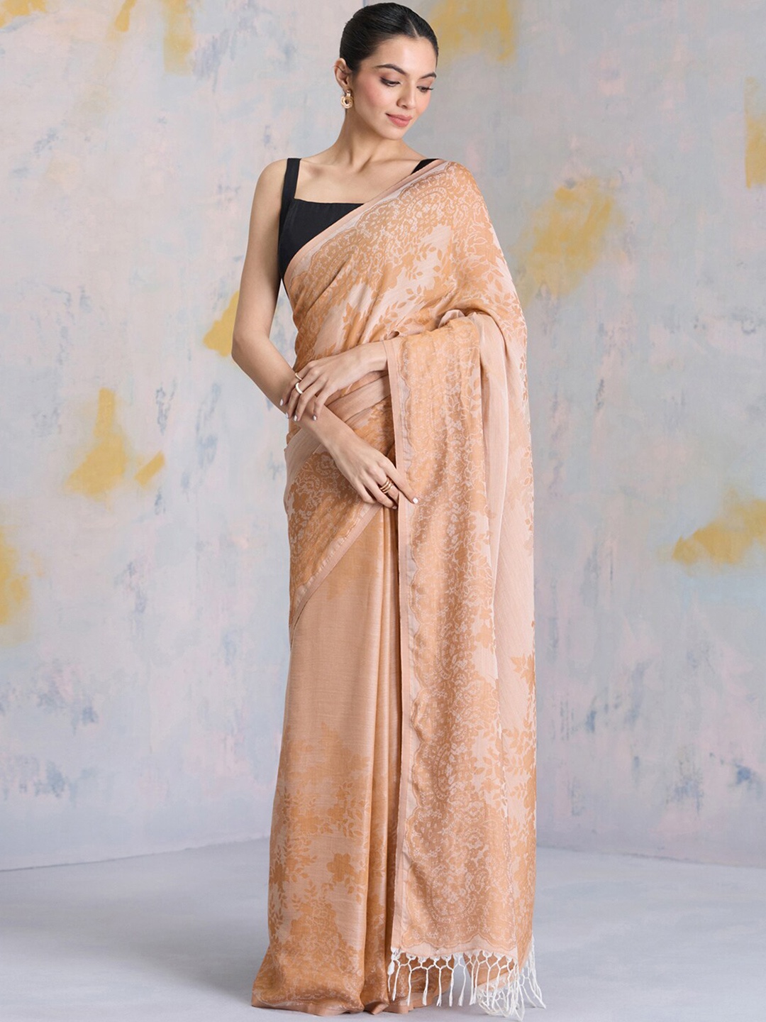 

navyasa by liva Paisley Printed Liva Saree, Beige