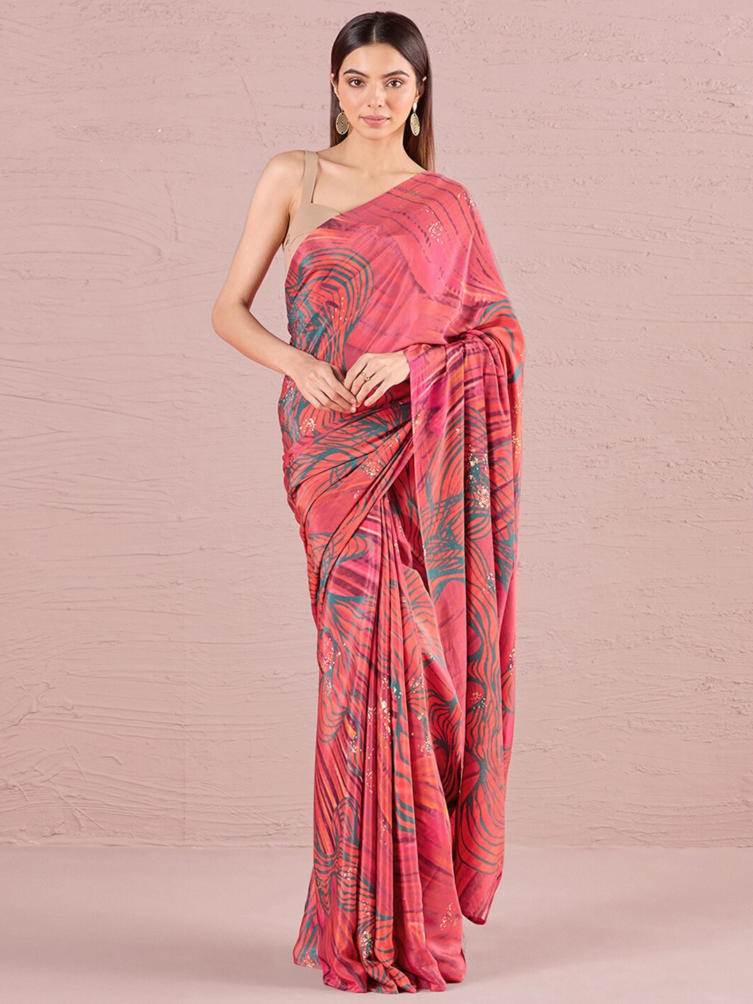 

navyasa by liva Abstract Printed Pure Crepe Saree, Red