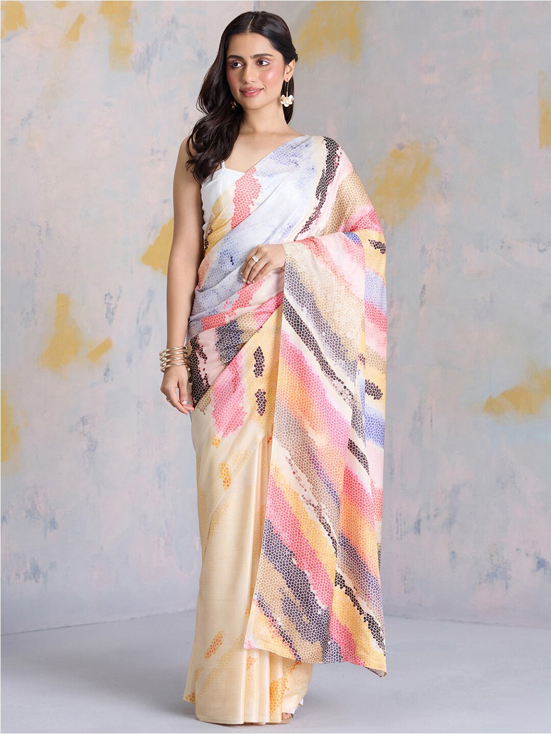 

navyasa by liva Geometric Printed Satin Saree, Pink