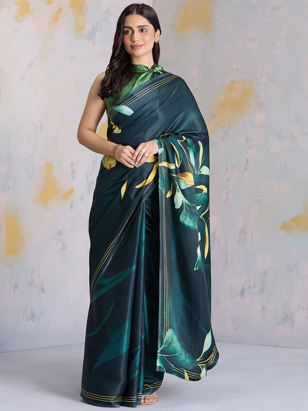 

navyasa by liva Floral Satin Saree, Green